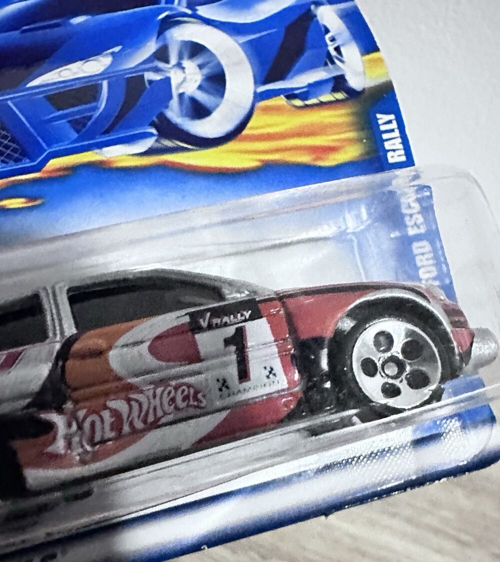 2001 Hot Wheels Collector No. 192 Ford Escort Rally with Chrome 5 Dot Wheels H86